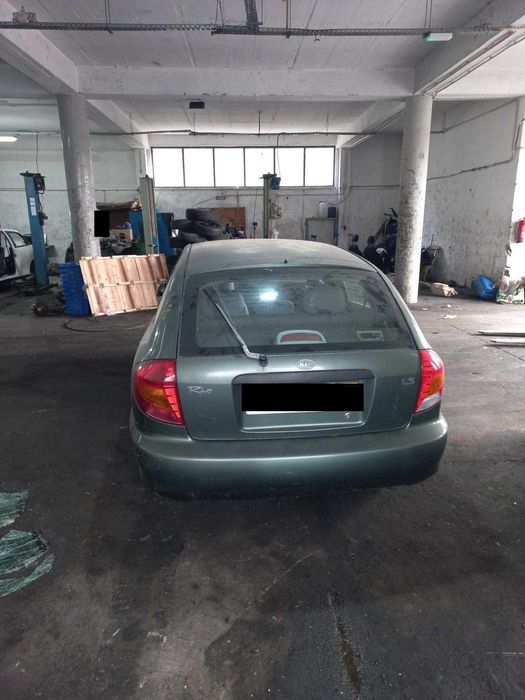 Kia Rio para peças