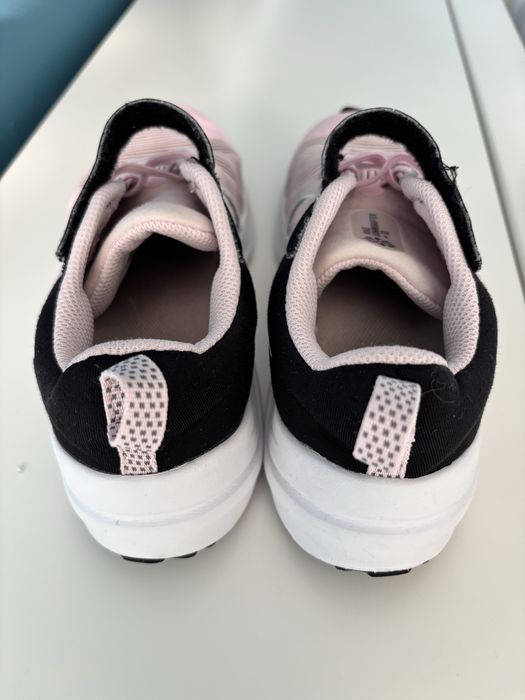 Buty Nike Performance rozm 34