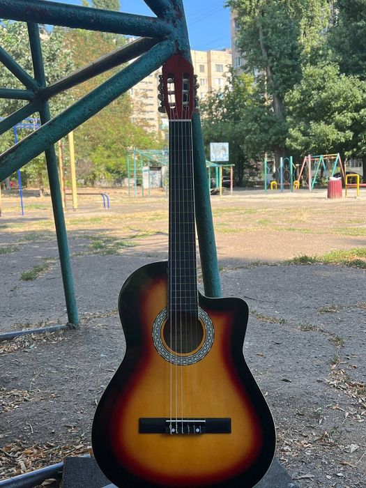 Гитара Almira guitars