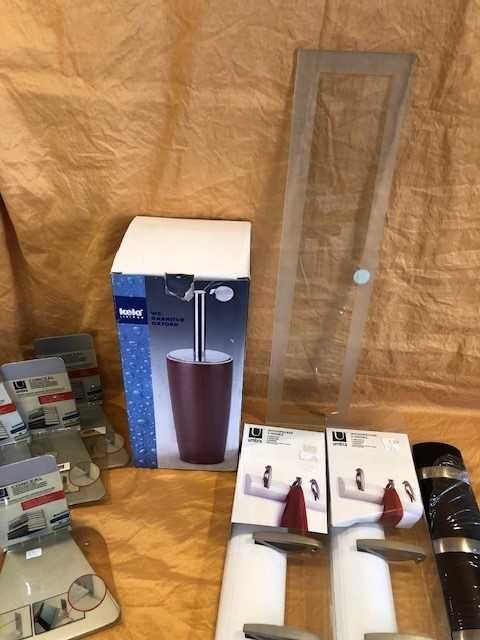 utilidades e peças decorativas para a casa, tudo novo com 50% de desconto