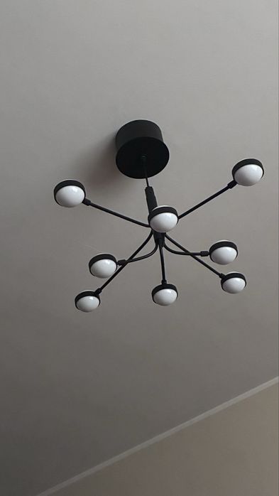 Candeeiro de Teto Moderno LED | 8 Pontos de Luz