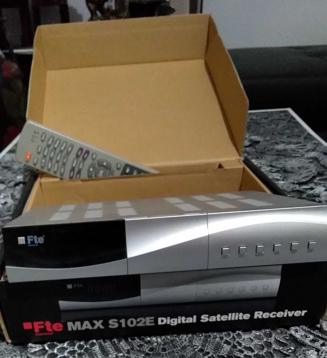 Receptor digital Satélite