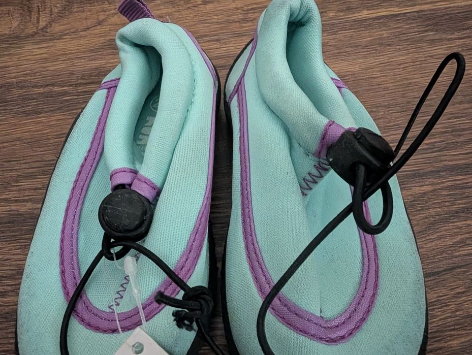 Nowe buty do wody
