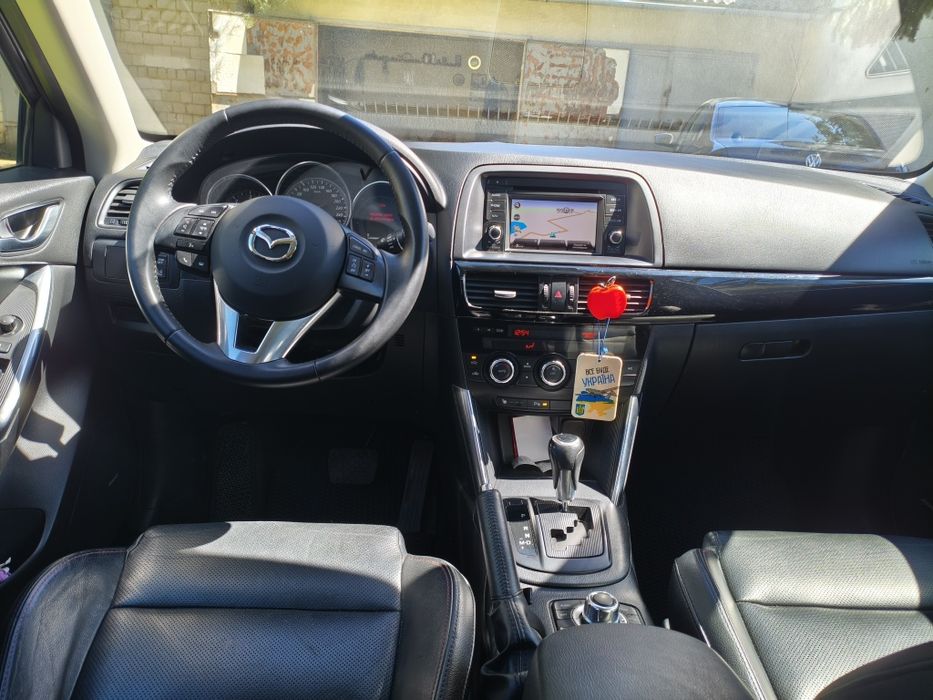 Автомобіль Мазда CX 5