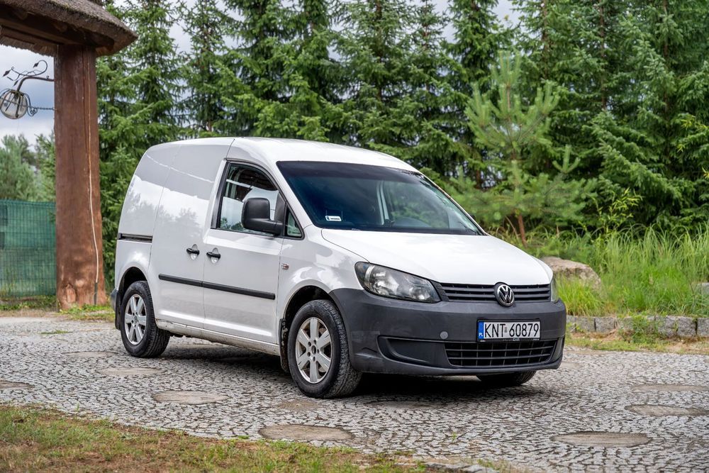 Volkswagen Caddy Furgon (Van) / 1.6 Tdi 75Km / Manual  / Salon Pl