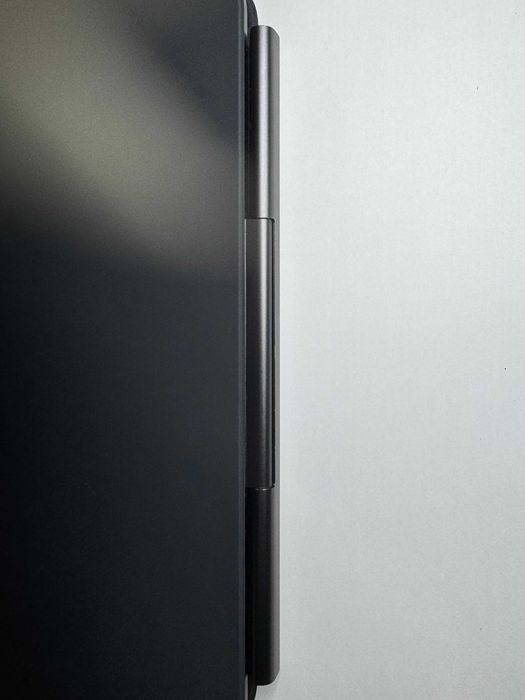 Apple Magic Keyboard iPad Pro 11 M4/M5 Preto PT - Como Novo