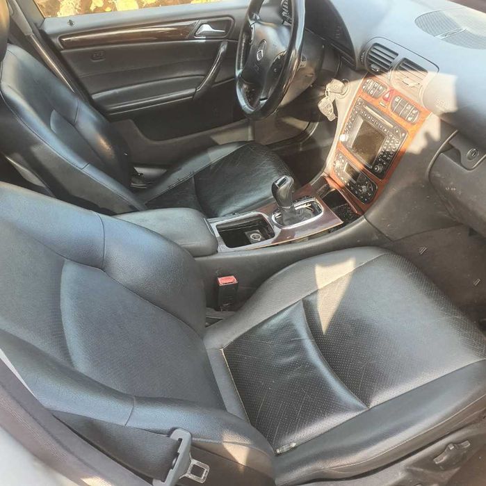 Mercedes W203 kombi hak do przyczepy