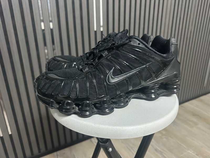 Nike Shox TL Czarny r.37,5
