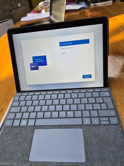 Microsoft Surface Go