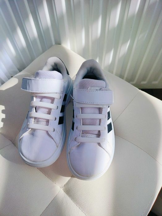 Sprzedam używane buty Adidas roz 28