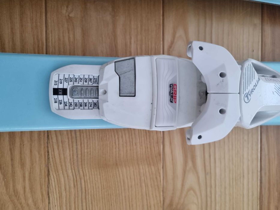 Narty Head Joy 137 cm