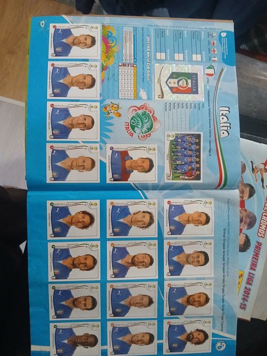 Caderneta de cromos futebol completas (1liga 2014/15 e mundial 2014]a