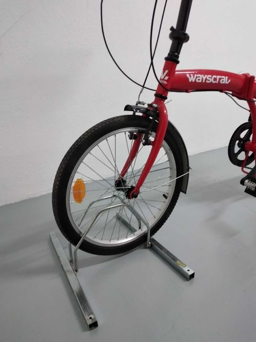 Suporte/estacionamento para bicicletas