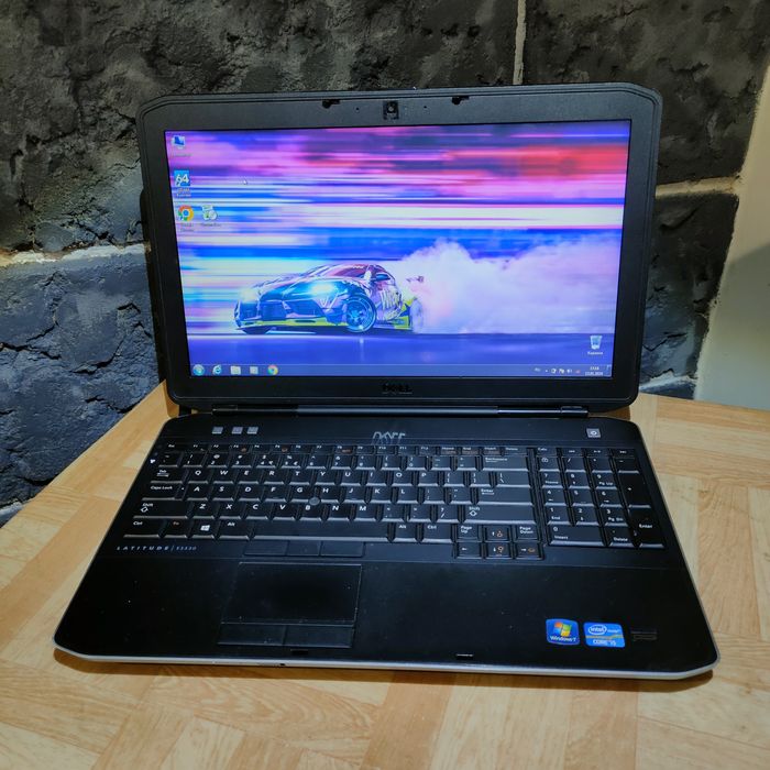 Ноутбук Dell latitude