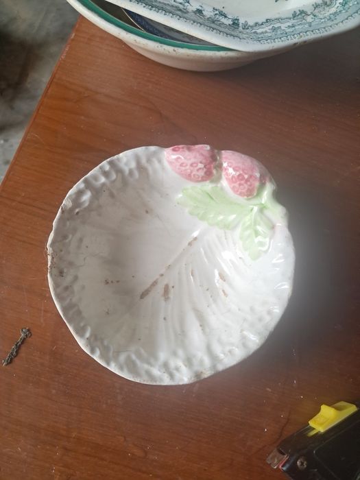 Cabbage-shaped cup