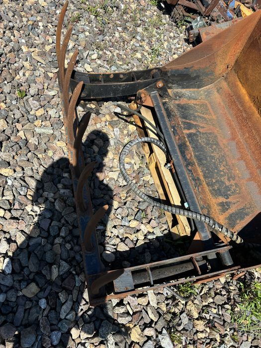 Ładowarka Miniładowarka New Holland L 218 + Krokodyl