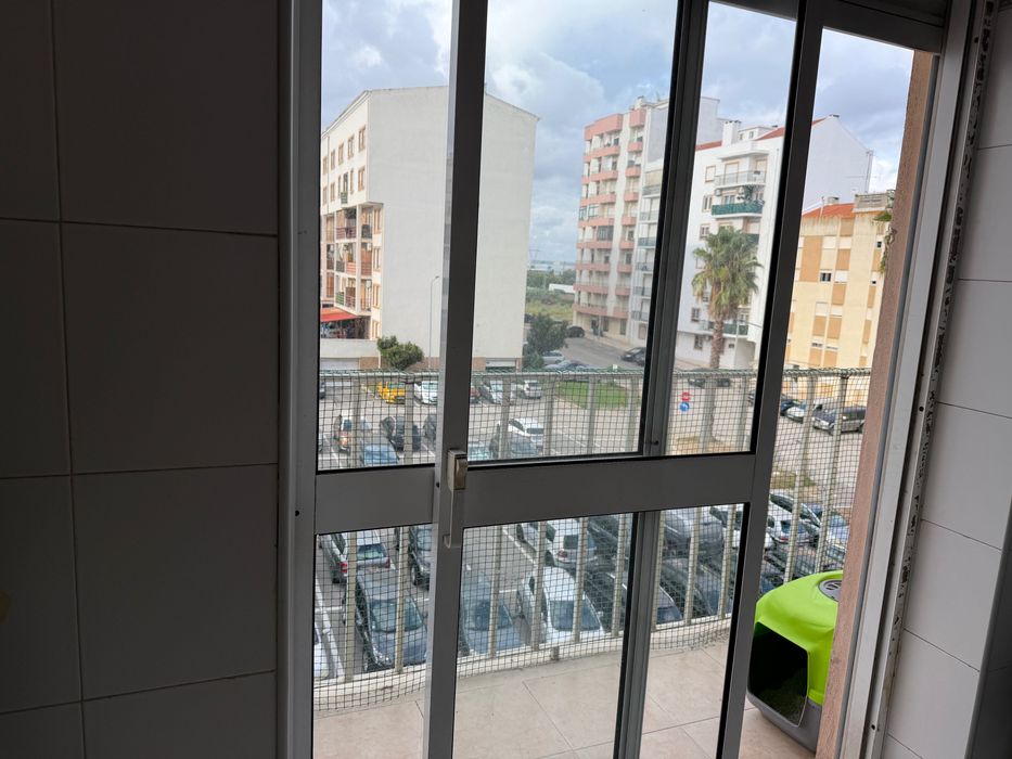 Apartamento T2 com Varanda Carregado