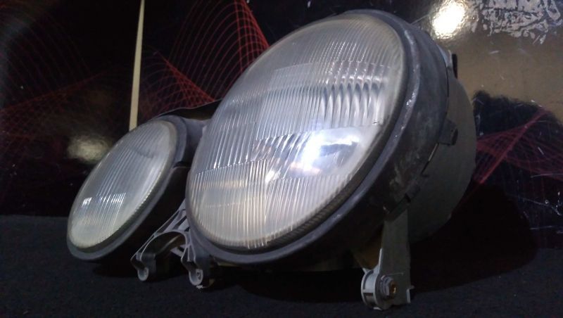 Ótica Esq Mercedes-Benz E-Class (W210)