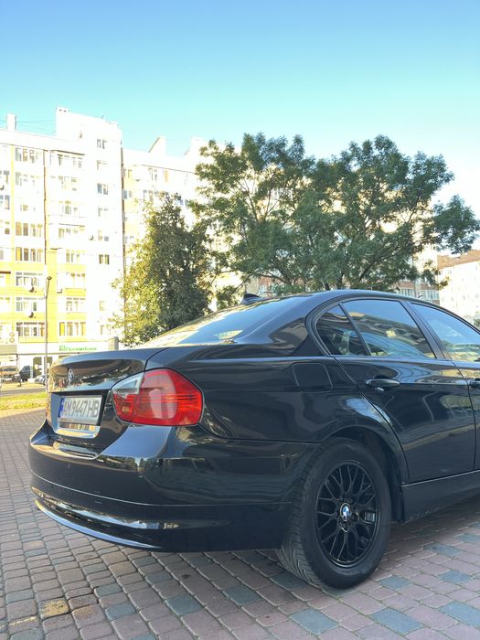 BMW E90,  2.0 D !