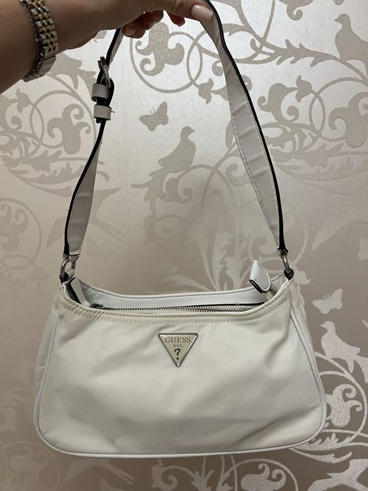 Біла Сумка Guess