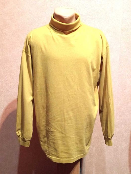 Отличный гольф горчичного цвета, 100% хлопок (Германия).