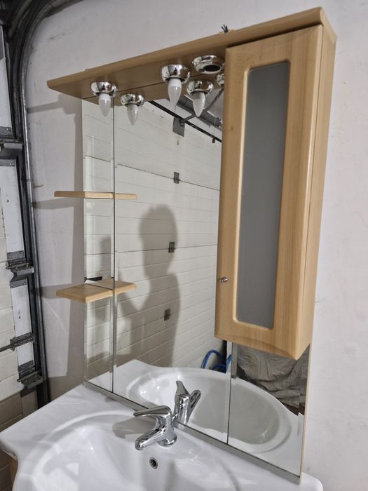 Conjuto Móvel Casa de banho Móvel+lavatório+espelho