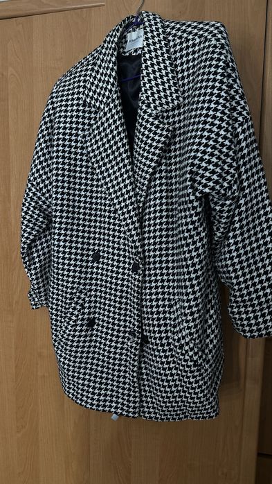 Пальто в гусячу лапку