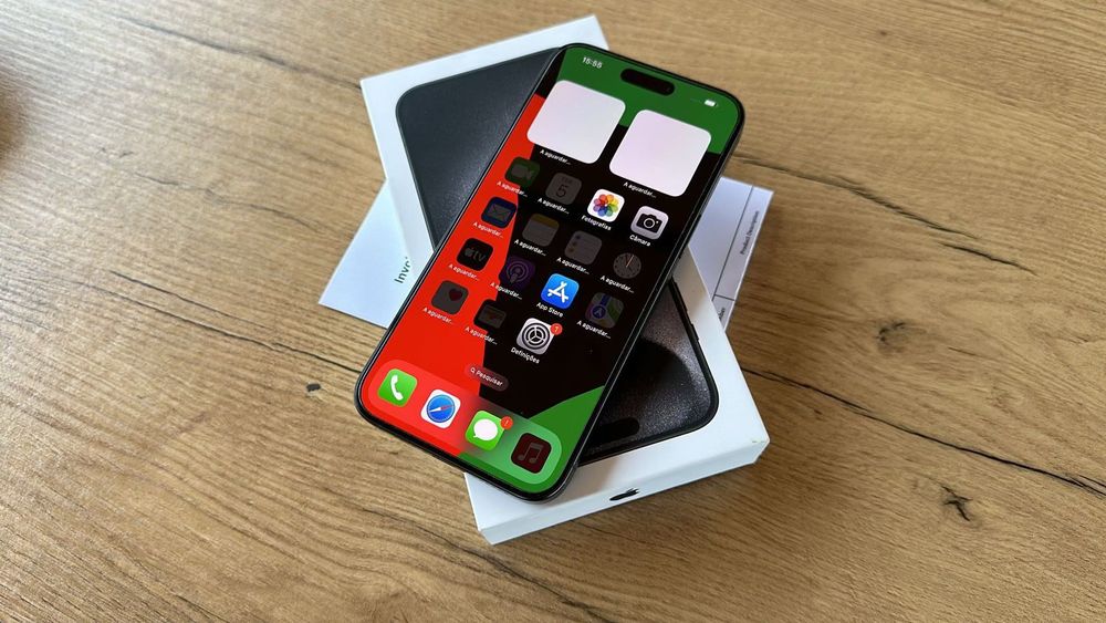 Vendo iPhone 15 Pro 128Gb Livre Preto Fatura Garantia