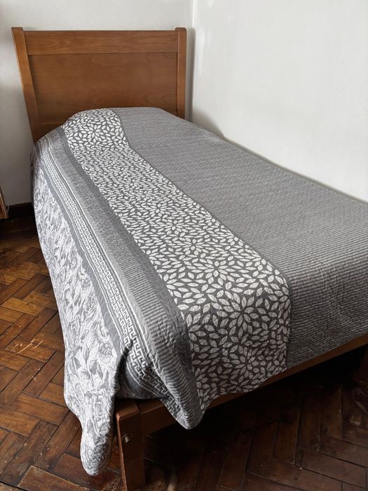 Cama de solteiro