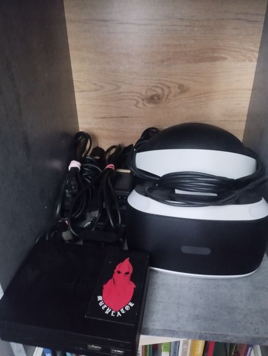 Gogle PlayStation VR
Jednostka procesora VR
Komplet przewodów
Zasilacz