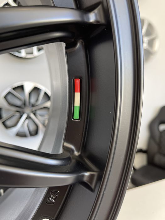 JANTES OZ LEGENDA 17” – 4x100