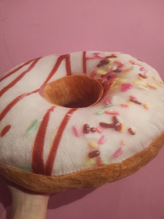 Мягкая игрушка пончик большой