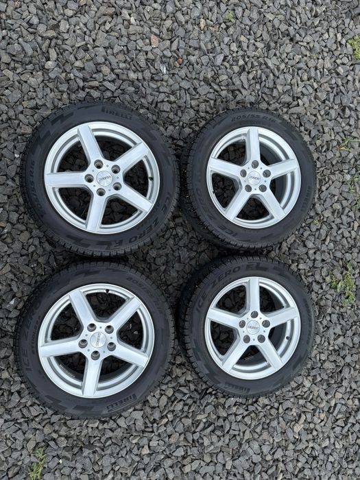 Продам диски Nissan Leaf 5/114,3 r16 з Шинами зима 205/55 r16 з Норвегії.