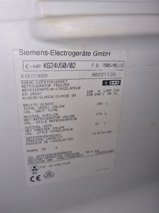 Холодильник  Siemens