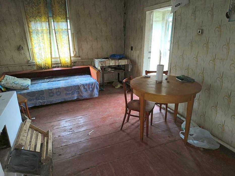 Жилий будинок та 29сот.В с.Бишів.Розвинена інфраструктура.Київ 40км.