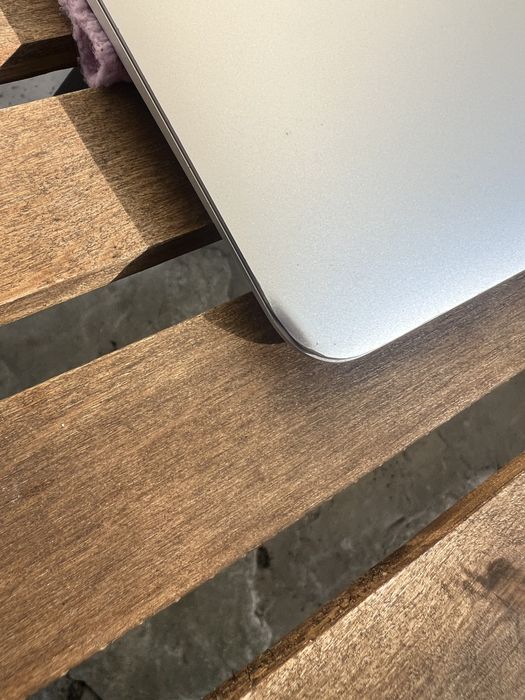 Продам Apple MacBook Air 13 випуск 2017р