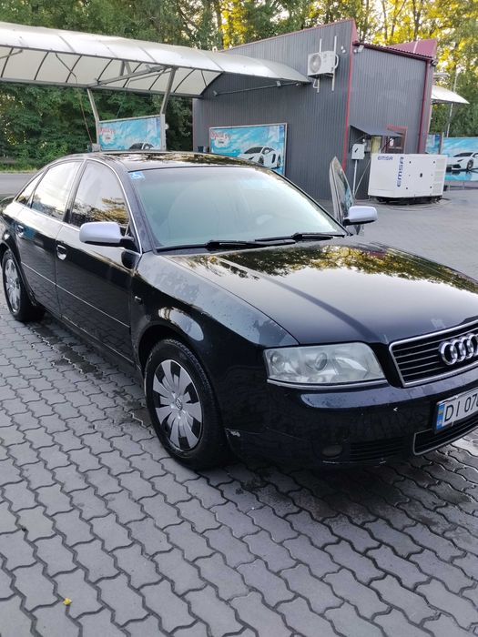 Автомобіль ауді а6с5 .  1.8т