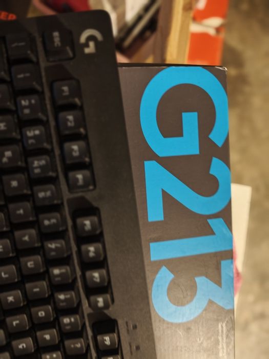 Teclado Logitech G213 Pt