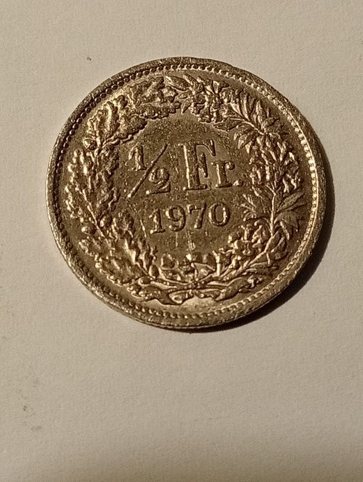 Diversas moedas pela maior oferta