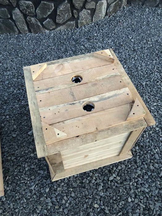 Кашпо  під туї ,квіти дерева ,декоративні