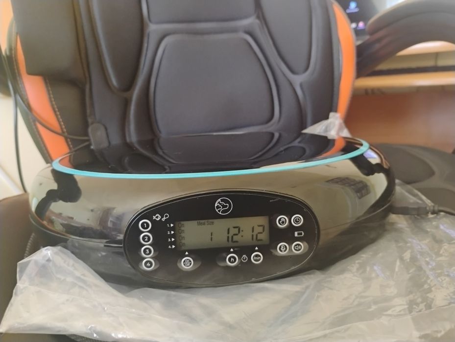 Dozownik karmy Cecotec Pumba 1600 nowy