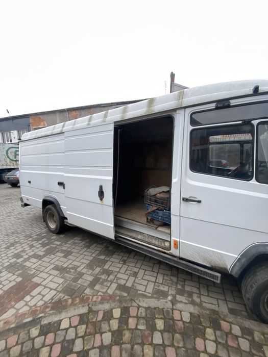 Мерседес Варіо (Рекс) 2011, 616D