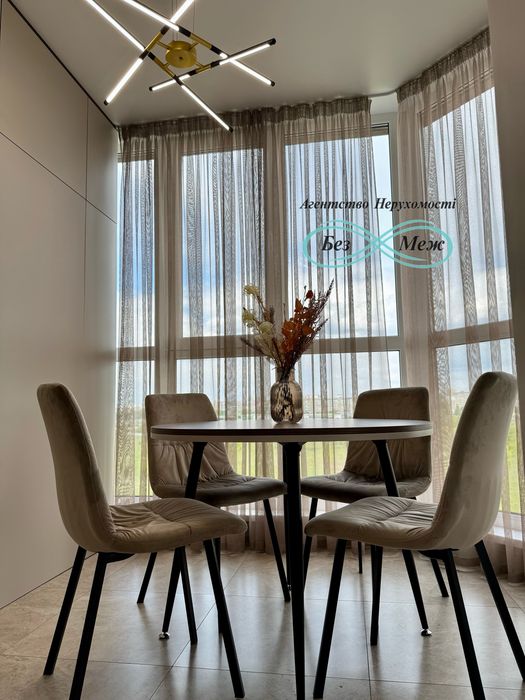 Дизайнерська нова 2к квартира Софія Резиденс