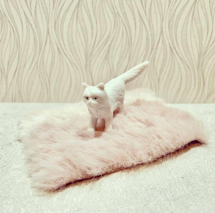 Biały kotek dla myszek maileg lalek barbie na prezent