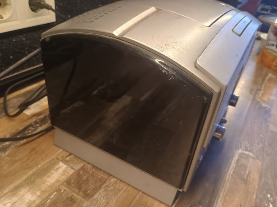 CD магнітола з радіо від японської компанії Teac LT-1