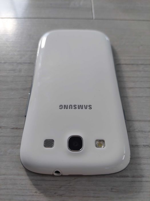 Smartfon Telefon Samsung Galaxy S3 NEO GT-I9300I 16GB 8MPix 1,5GB RAM NFC