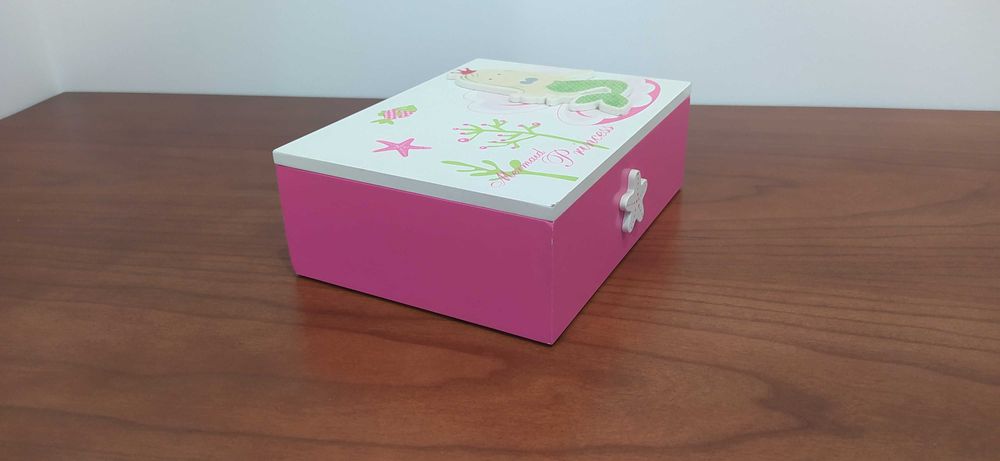 Caixa para acessórios - Menina