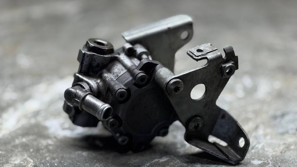 Гідро підсилювач руля БМВ Е39 М52 М54 Гур бмв е39 м52 м54 м52ту Шрот