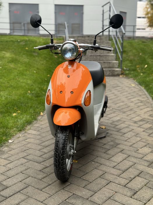 Скутер мопед Suzuki Lets 4 Pallet контейнер