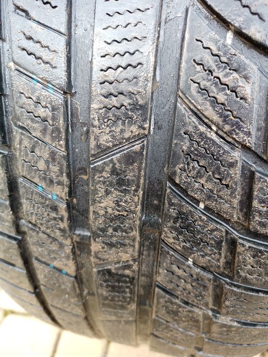 Opony 225 50 r17